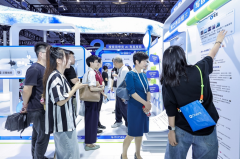 户供给一坐式AI办事 